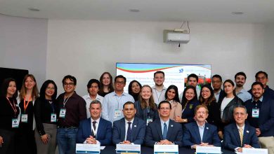 Con Seminario de Negocios