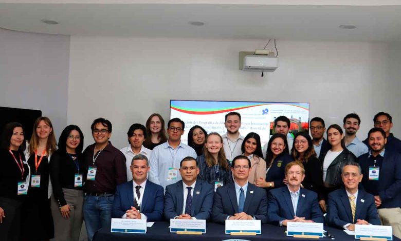 Con Seminario de Negocios
