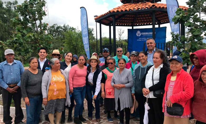 Ponen en operación plazas públicas para beneficio